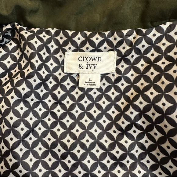 Crown & Ivory Quilted Vest Gold Zip Accents Olive Green Size Large - Picture 7 of 8
